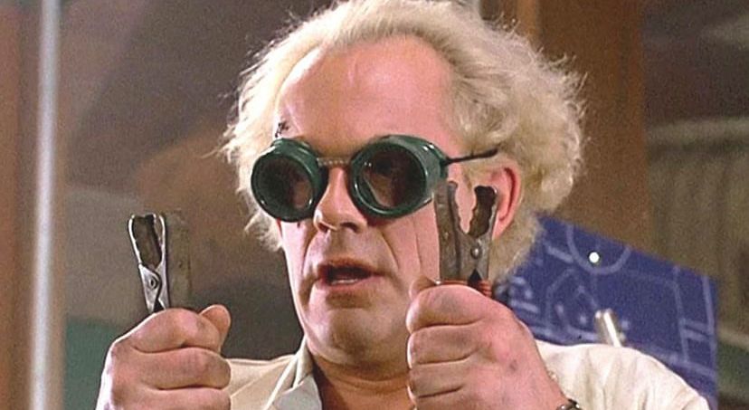 “Ritorno al futuro”… 40 anni dopo. Michael J Fox e Christopher Lloyd insieme commuovono i fan “Ritorno al futuro”… 40 anni dopo. Michael J Fox e Christopher Lloyd insieme commuovono i fan