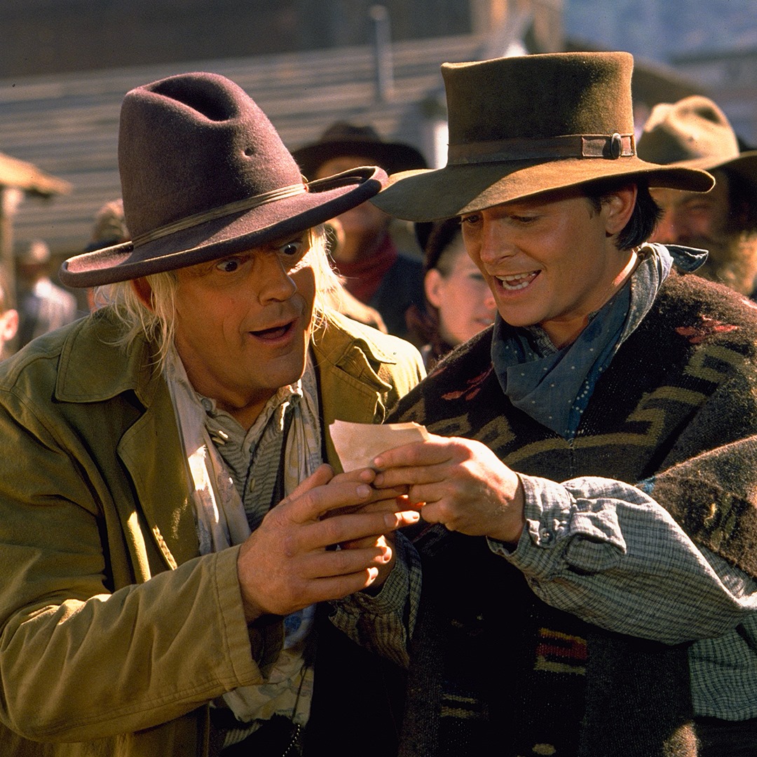 Il 21 ottobre è Il giorno di Ritorno al Futuro: 33 anni fa Marty e Doc volavano nel 2015 Il 21 ottobre è Il giorno di Ritorno al Futuro: 33 anni fa Marty e Doc volavano nel 2015