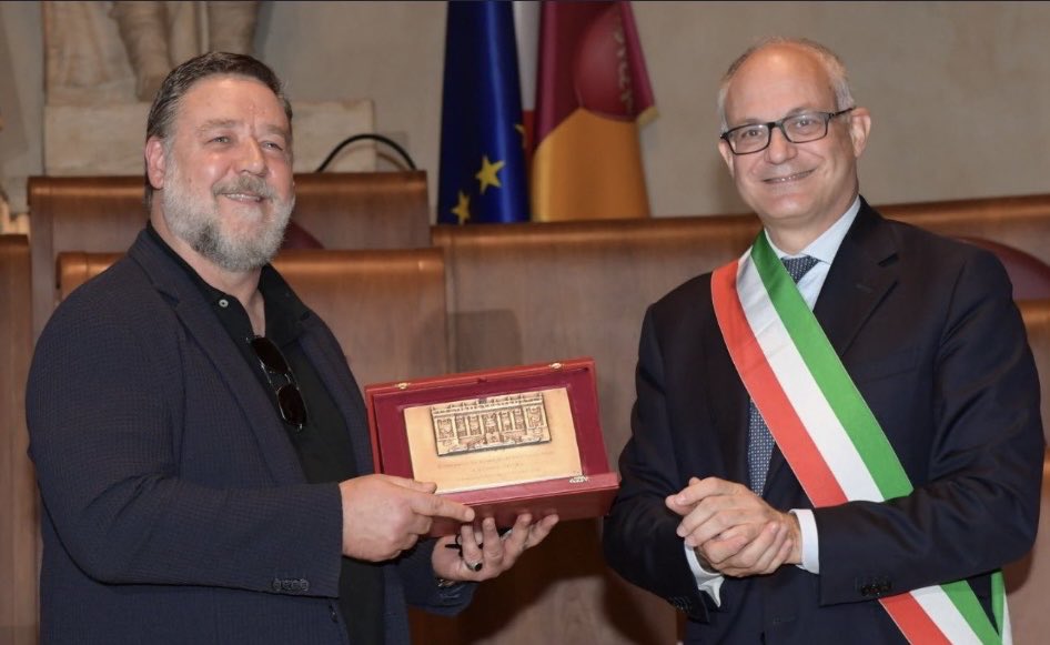 Russell Crowe ambasciatore di Roma nel mondo ma il “Gladiatore” tifa…Lazio