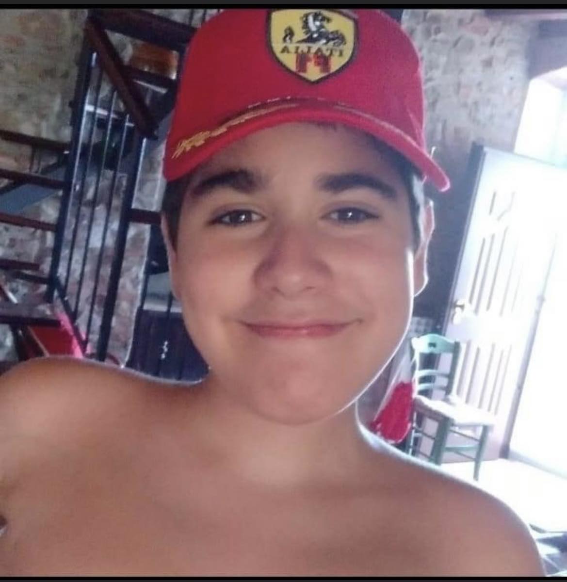 Muore a 15 anni per una malattia neuromuscolare: lutto a Sant’Agata di Militello