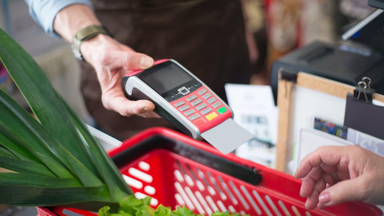 Tempo di vacanze, ma i prezzi sono “alle stelle”: ecco cosa costa di più