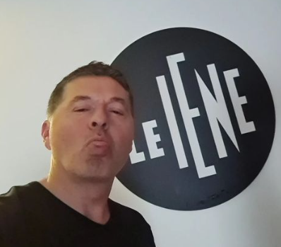 “Le Iene” tornano in tv, conducono Mammucari e Belen (anche inviata)