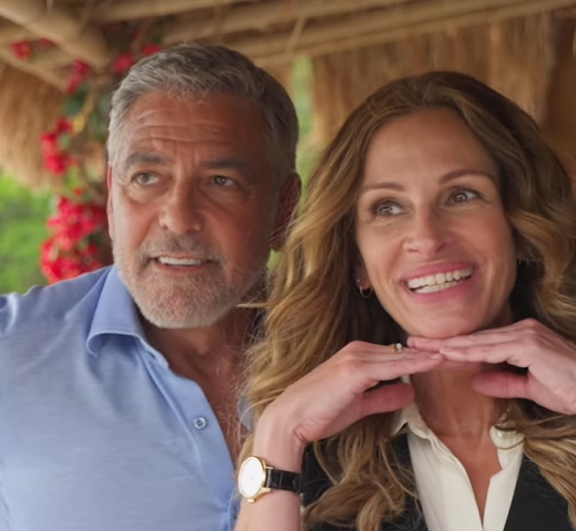 Incassi al cinema, la coppia Clooney-Roberts subito in testa con “Ticket to Paradise”