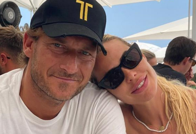 Totti-Blasi, prove di disgelo: Ilary riconsegna le chiavi del centro sportivo a Francesco