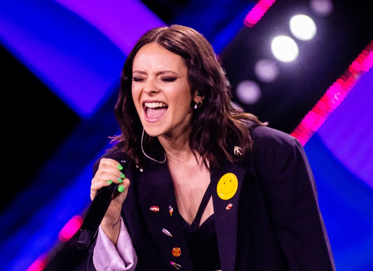 X Factor 2022, live al via: 12 concorrenti in gara, ospiti Elisa e Dardust