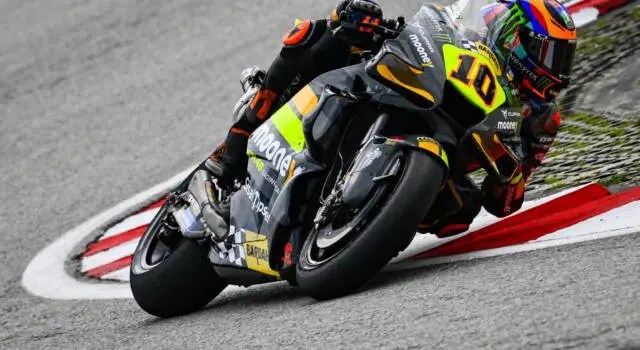 MotoGP, a Valencia miglior tempo di Marini nelle FP2: risale Bagnaia