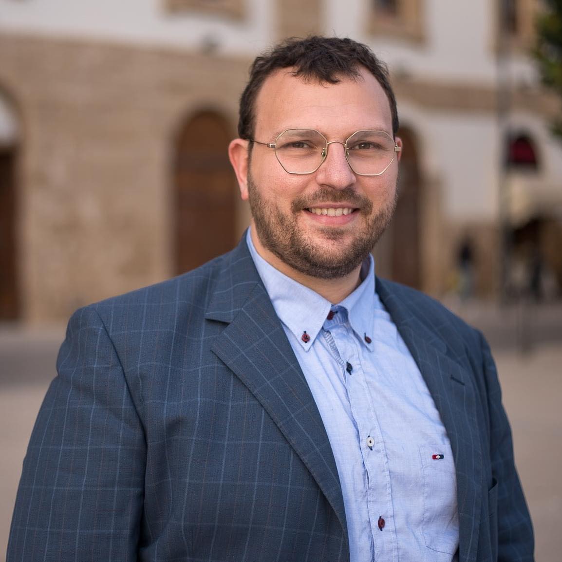 Sciacca punta sulle rinnovabili per un netto taglio delle spese