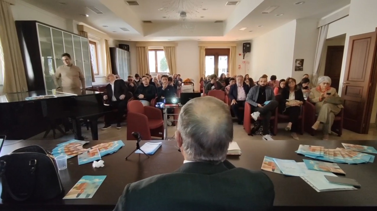 Galleria foto 'Uici, successo per “Bloom again” per far “rifiorire” i disabili visivi' - foto 2