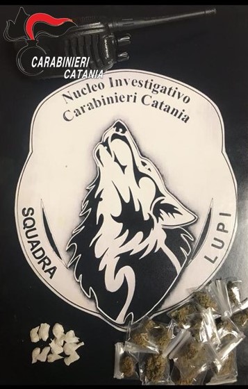 Catania, pusher a San Giovanni Galermo: arrestato