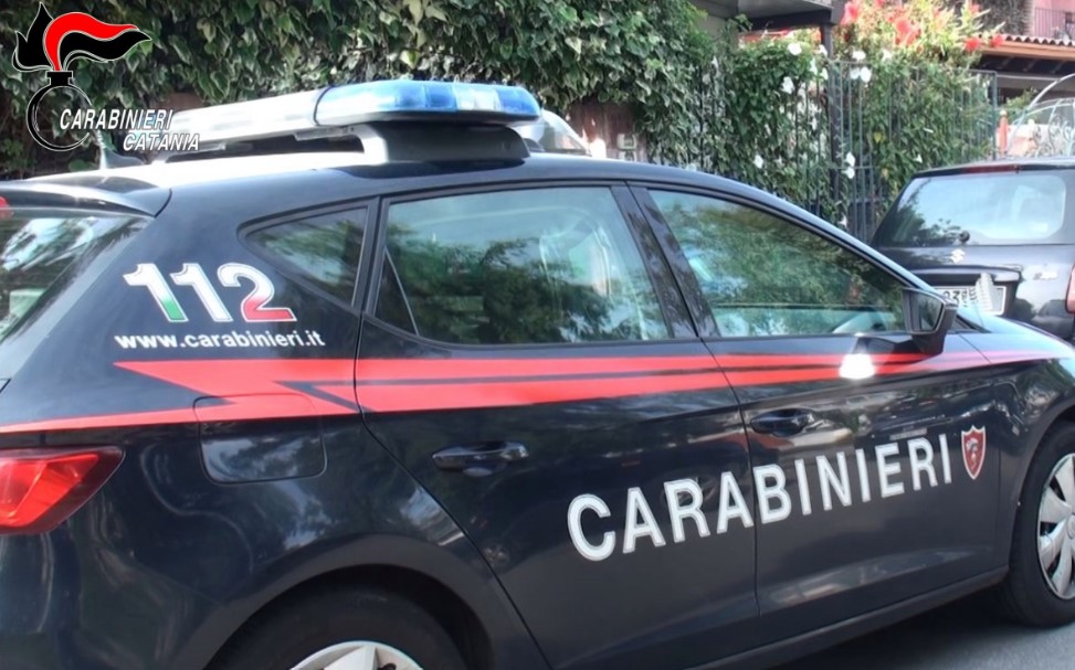 Adescato su sito di incontri per una notte di sesso viene picchiato e rapinato a Trapani