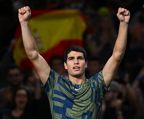 Alcaraz alza bandiera bianca: “Devo rinunciare alle Atp Finals e alla Coppa Davis”