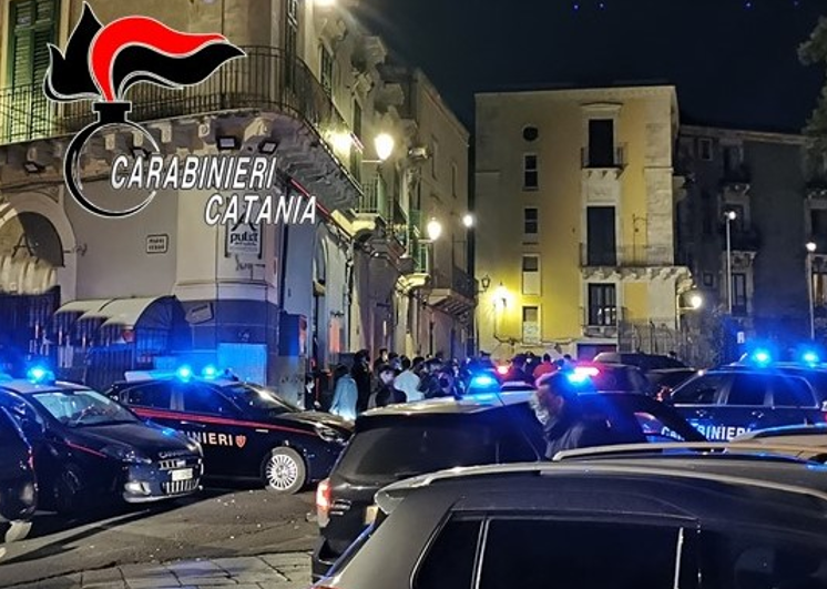 Dalla stalla abusiva in via Belfiore ai furti di energia elettrica: denunce e sanzioni a Catania