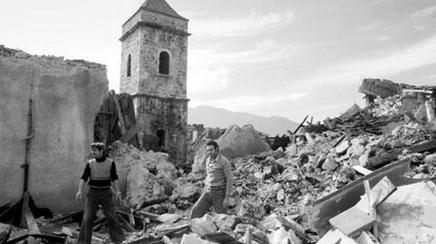 Trent’anni fa il terremoto che devastò l’Irpinia: ecco cosa accadde il 23 novembre