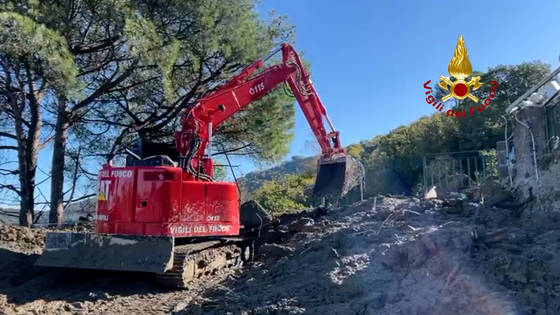 Ischia, 7 vittime accertate (anche un neonato) e continuano i soccorsi – FOTO e VIDEO