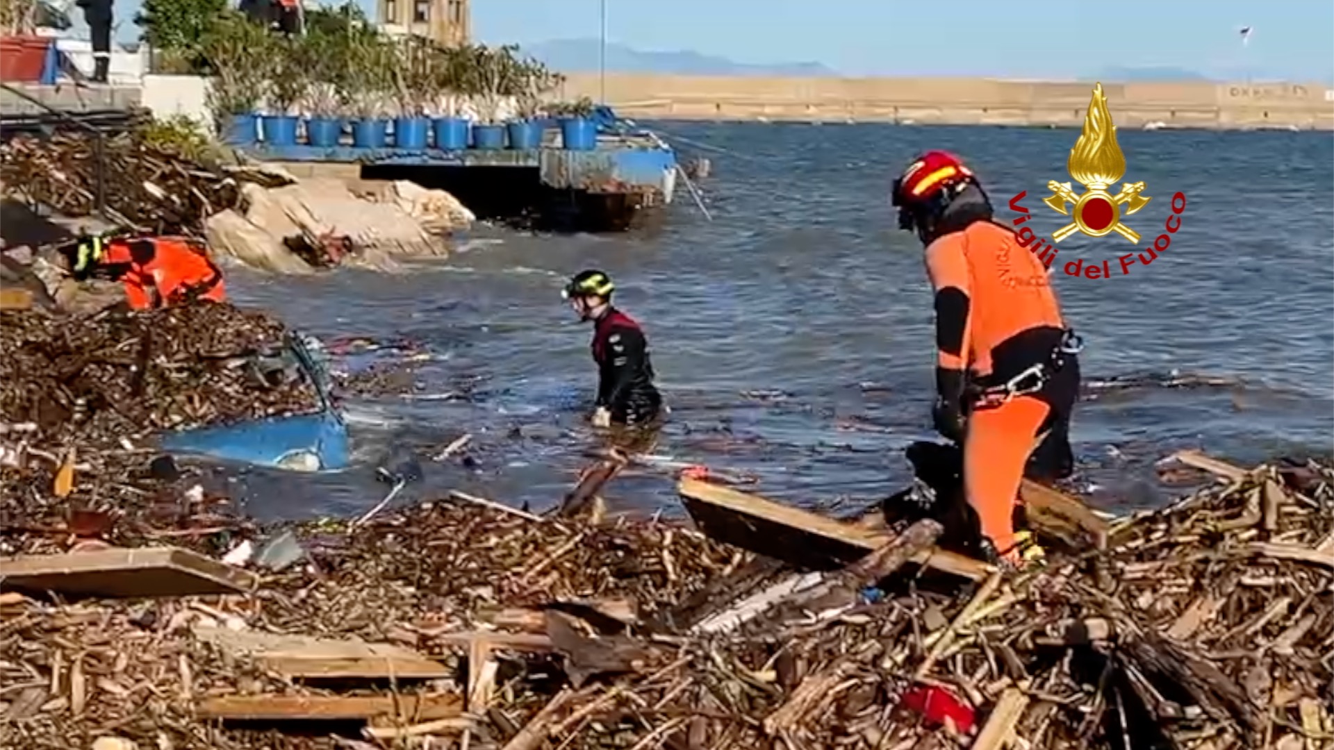 Ischia, 7 vittime accertate (anche un neonato) e continuano i soccorsi – FOTO e VIDEO