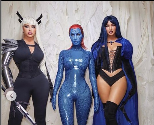 Halloween 2022, dai Ferragnez a Paris Hilton: costumi e feste dei VIP – FOTO