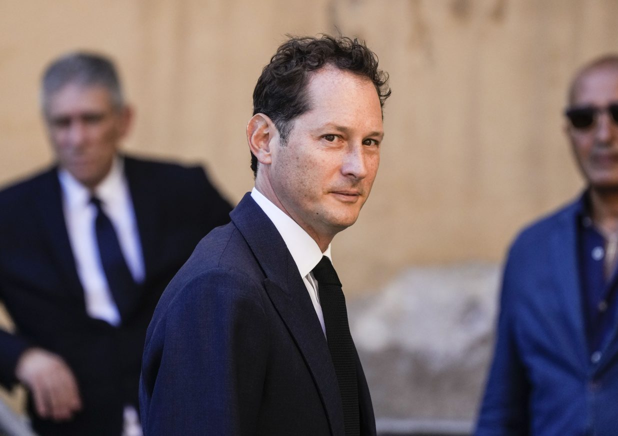 Juventus, John Elkann: “Dimissioni CDA atto di responsabilità, la società viene prima di tutto”