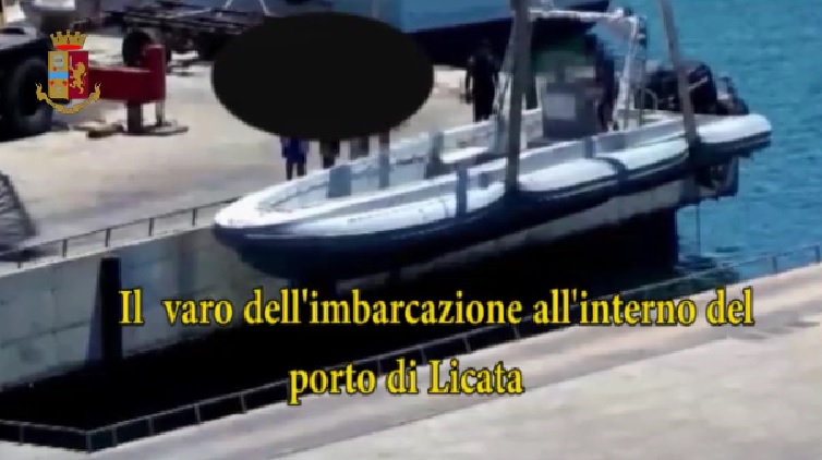 Dalla Sicilia alla Tunisia e ritorno, scoperta la “tratta” illegale dei migranti: 18 misure cautelari – VIDEO