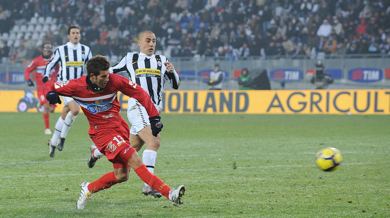 Da gregario a leggenda rossazzurra: Mariano Izco dice addio al calcio