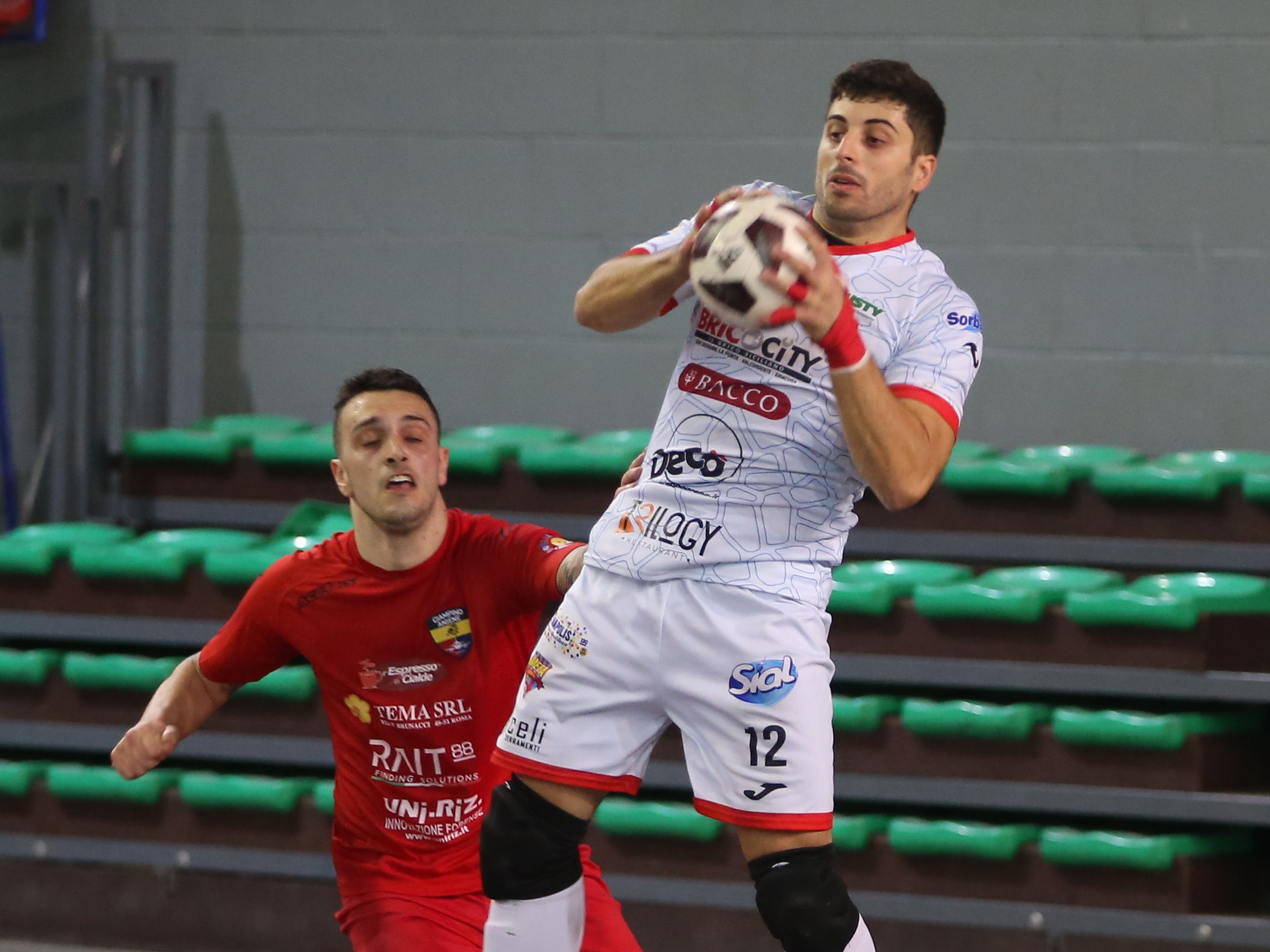 Calcio a 5, Meta Catania Bricocity-Ciampino 4-3: le immagini del match