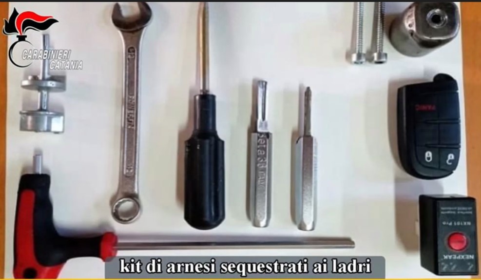 La “banda” etnea dei furti d’auto: 6 indagati nell’operazione Idea – DETTAGLI