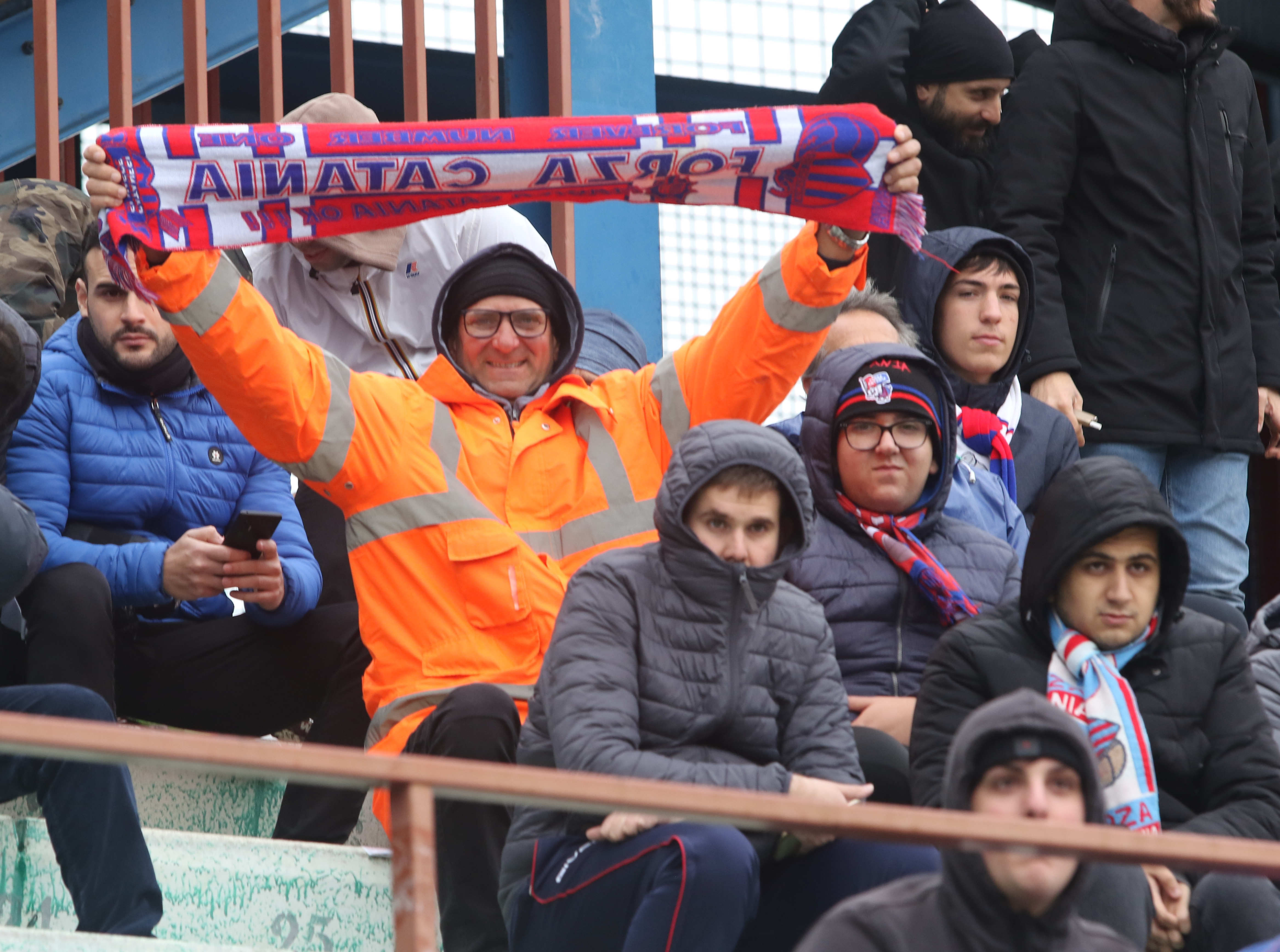 Catania-Acireale 1-0, tifosi allo stadio nonostante il maltempo: le FOTO più belle