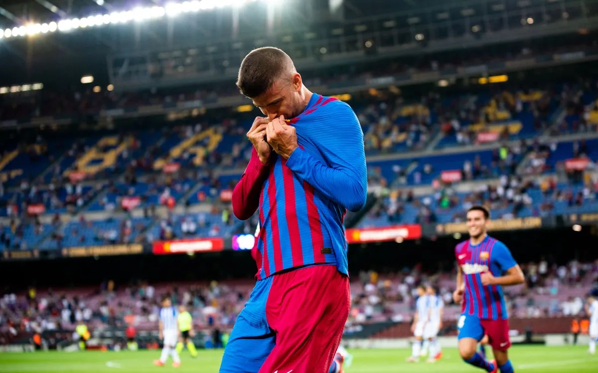 Barcellona, Piquè rinuncia a più di 50 milioni di euro risolvendo il contratto