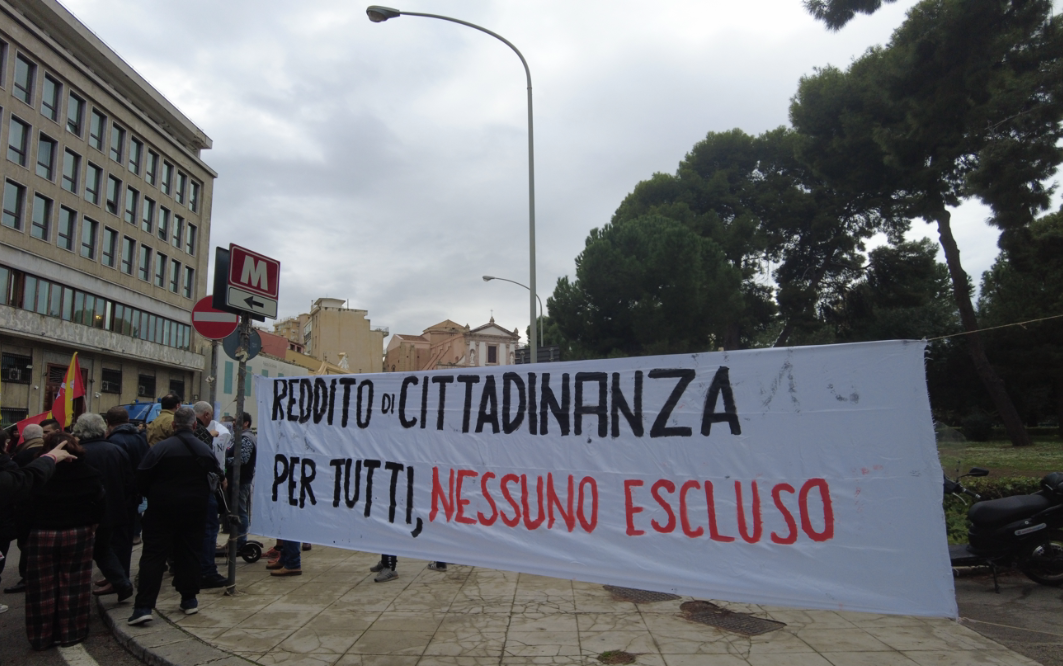 Rdc, protesta a Palermo: “La misura non si tocca, riformare centri per l’impiego”