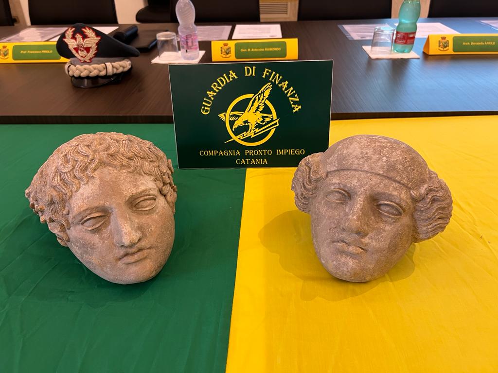 Teste di terracotta ritrovate nel Catanese, il Tenente colonnello Pacetto al QdS: “Ecco come le abbiamo recuperate” – VIDEO