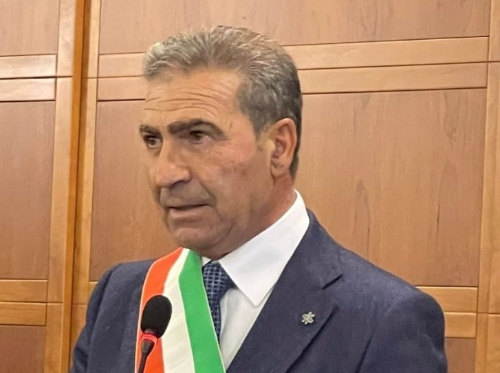 “Dimettiti”, insulti e minacce in una lettera inviata al sindaco di Canicattì: indagini in corso