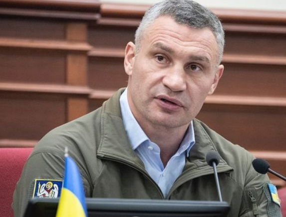 Guerra in Ucraina, sindaco Kiev: “Rischio resti senza acqua, riscaldamento ed elettricità”