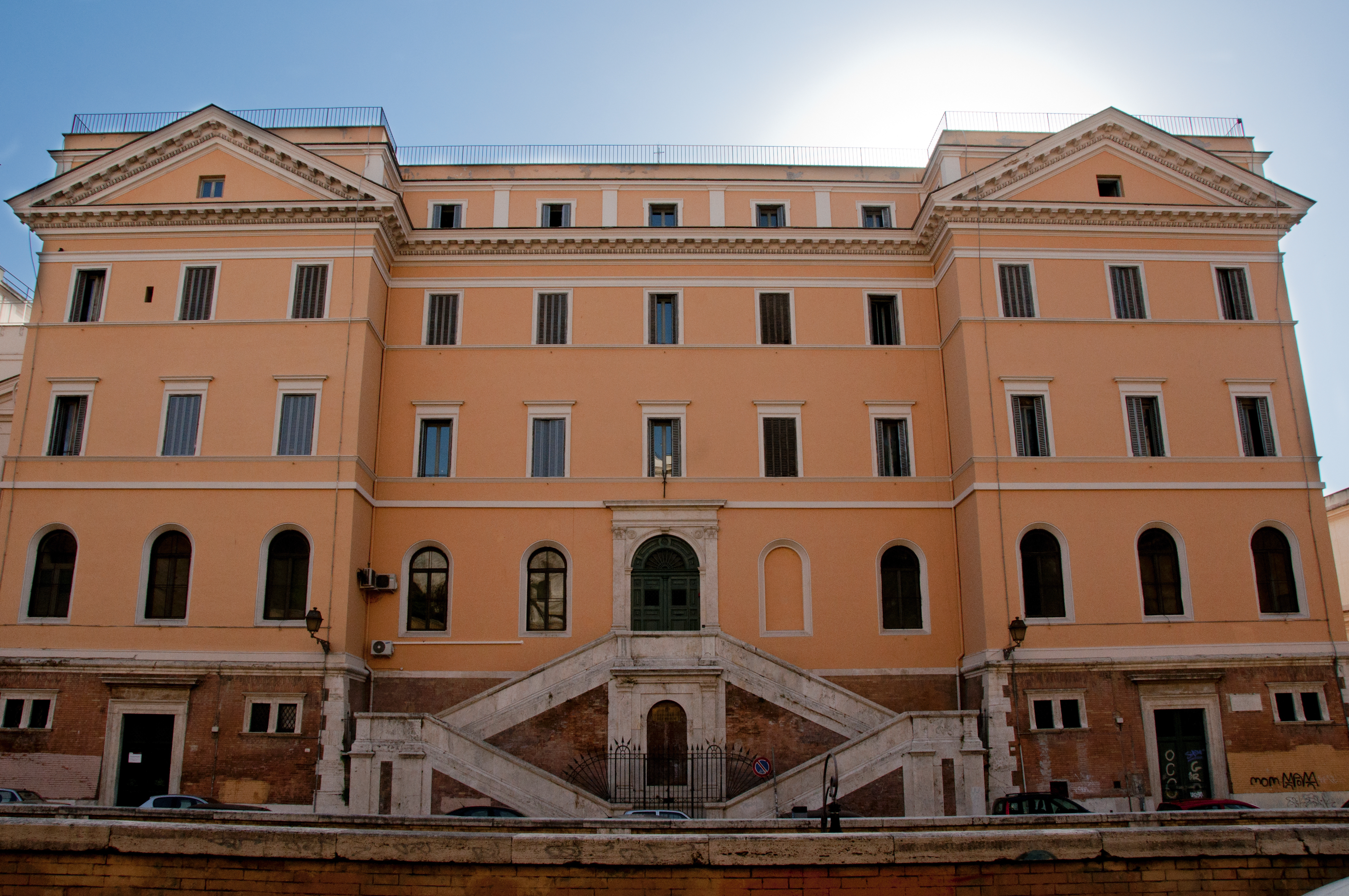 Roma, studente trans del Cavour: “Prof mi chiamava signorina, mi ha umiliato”