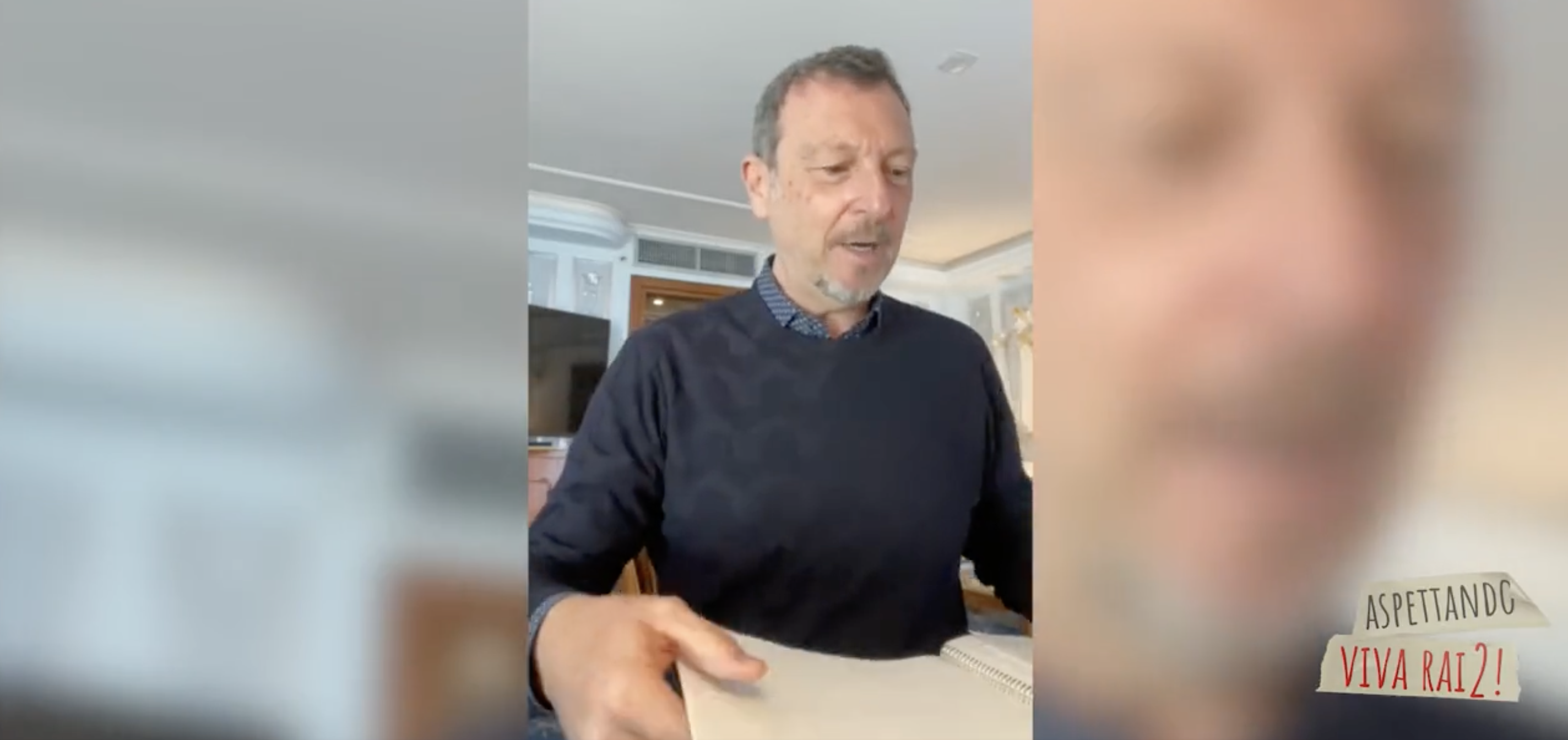 Sanremo 2023, Amadeus ospite di Fiorello: “Ecco i cantanti in gara al festival”. Ma è uno scherzo Sanremo 2023, Amadeus ospite di Fiorello: “Ecco i cantanti in gara al festival”. Ma è uno scherzo