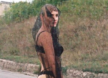 Arisa incanta con un monologo a Le Iene: “Essere buoni non è da sfigati, ma è una scelta sexy”