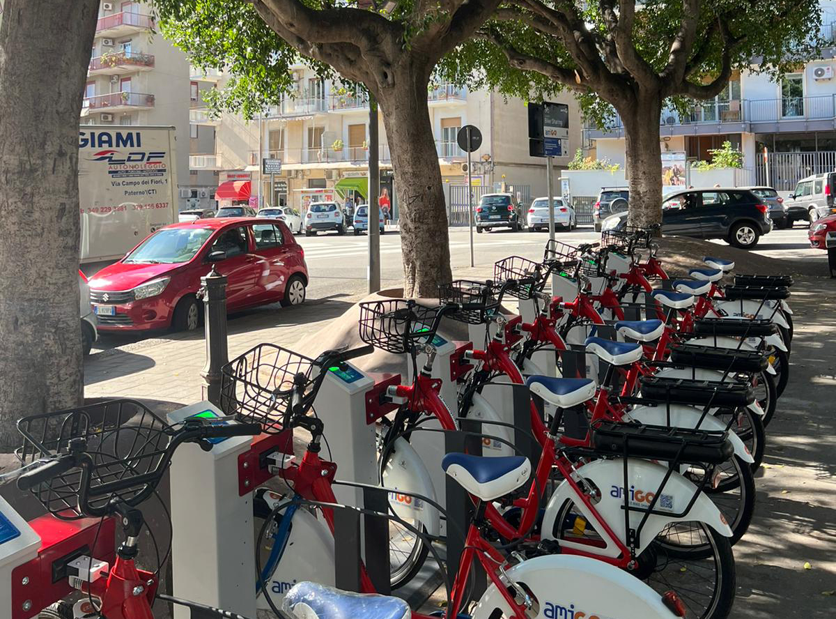 Bike sharing, 37 stazioni a Catania. “Le alternative all’auto ci sono”