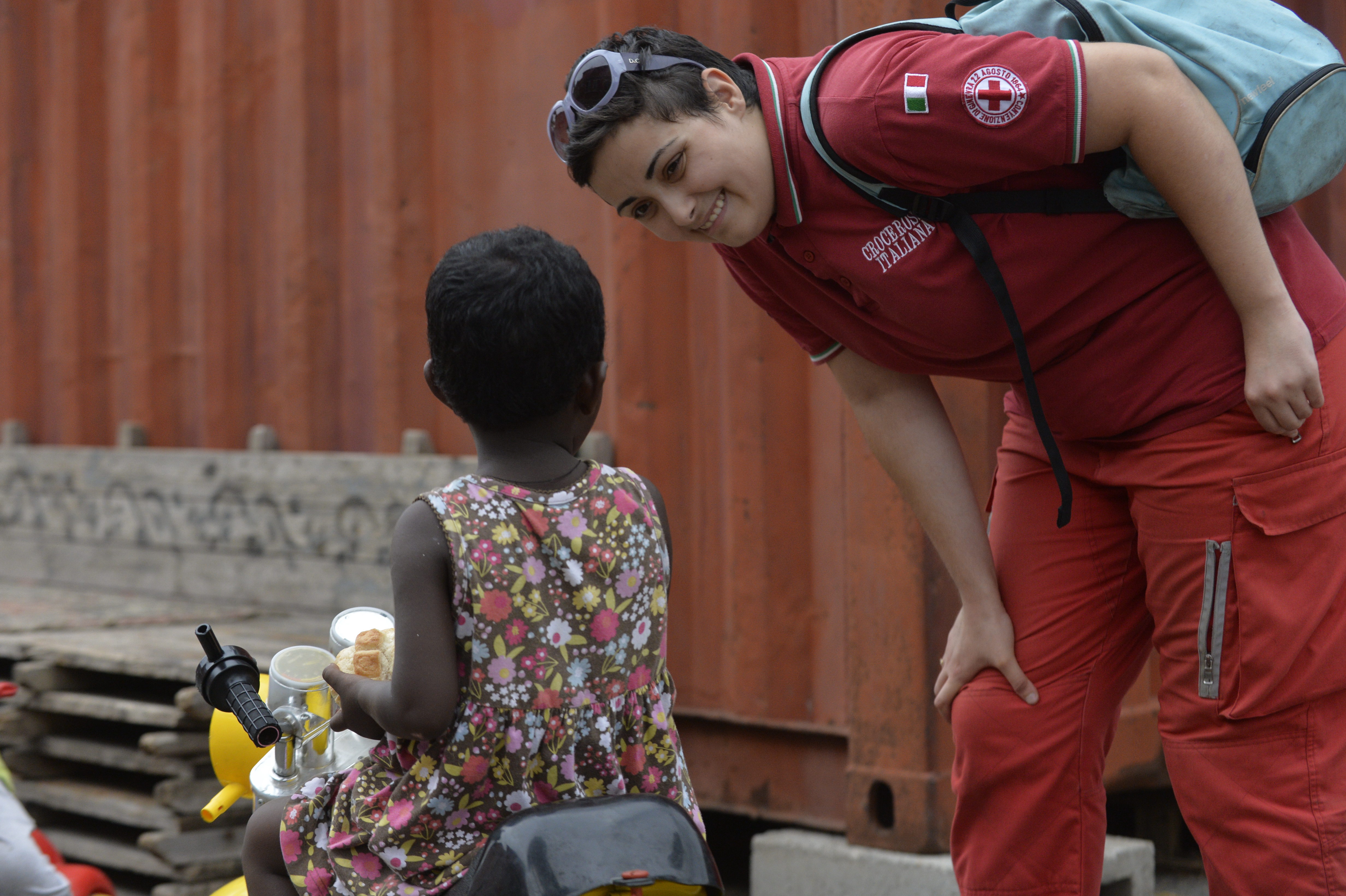 Fatica a deglutire per una malformazione, gara di solidarietà per la bimba di 11 mesi arrivata a Catania