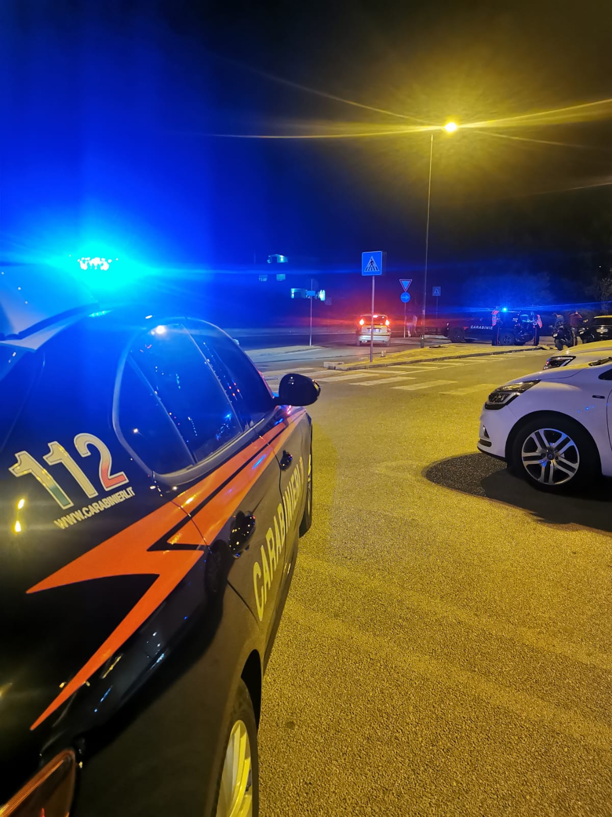 Guida sotto effetto di droghe o alcol: nel Nisseno due giovani provocano incidenti