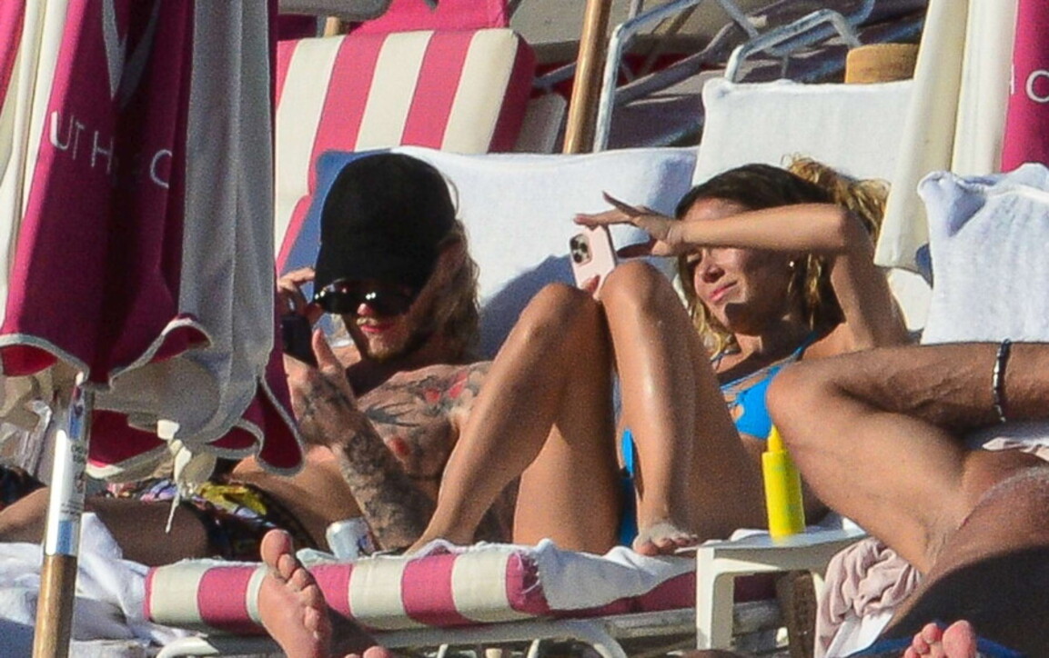 Prosegue “luna di miele” fra Diletta Leotta e Karius: baci e abbracci al sole di Miami