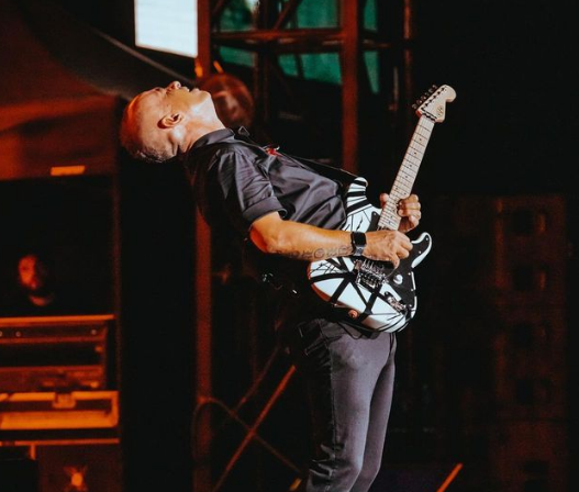 Successo di pubblico per Eros Ramazzotti in Usa e Canada, oltre 100mila biglietti nelle 9 date