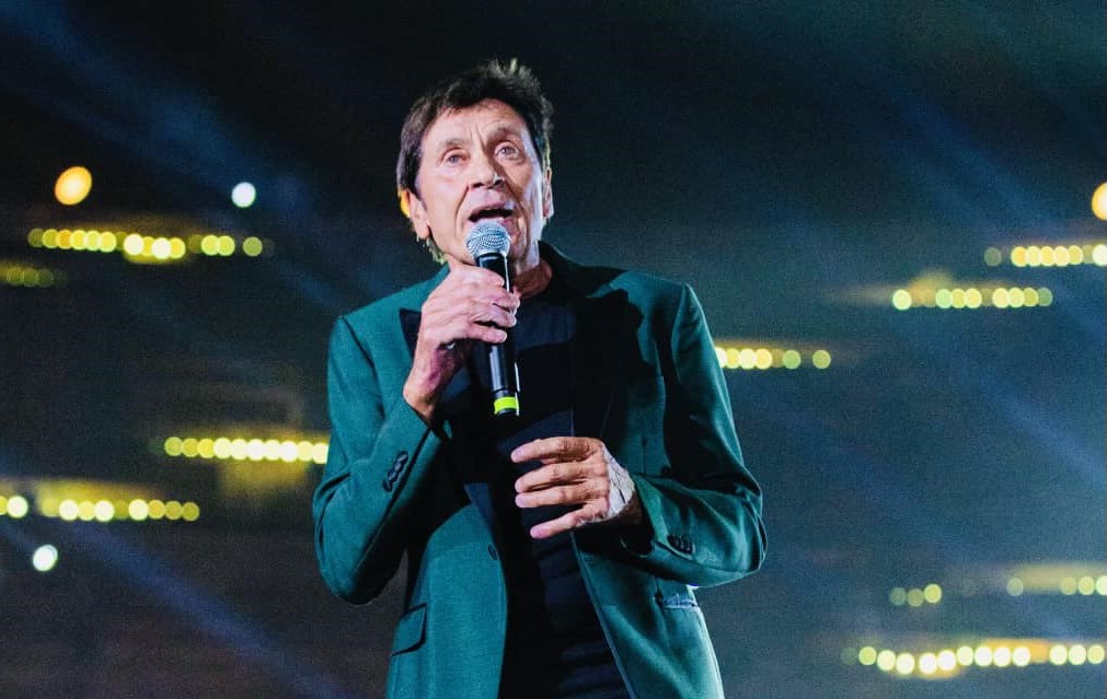 Sanremo 2023, Morandi: “Non posso fare cavolate sennò Amadeus mi tira le orecchie”