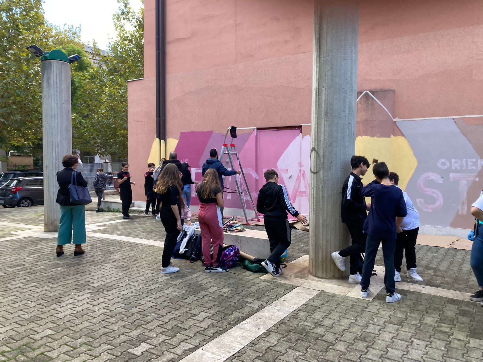 Palermo, sede dell’VIII Circoscrizione vittima di un raid vandalico