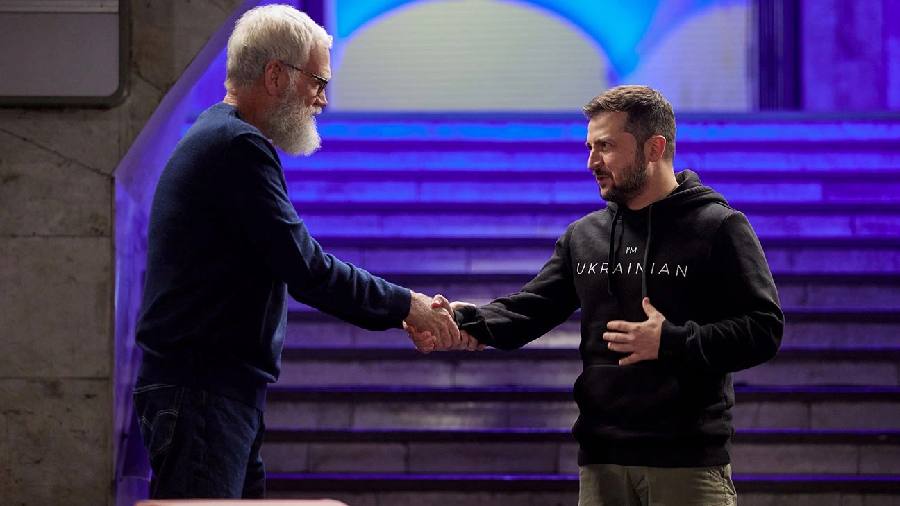 Letterman intervista Zelensky nella metro di Kiev per uno special su Netflix