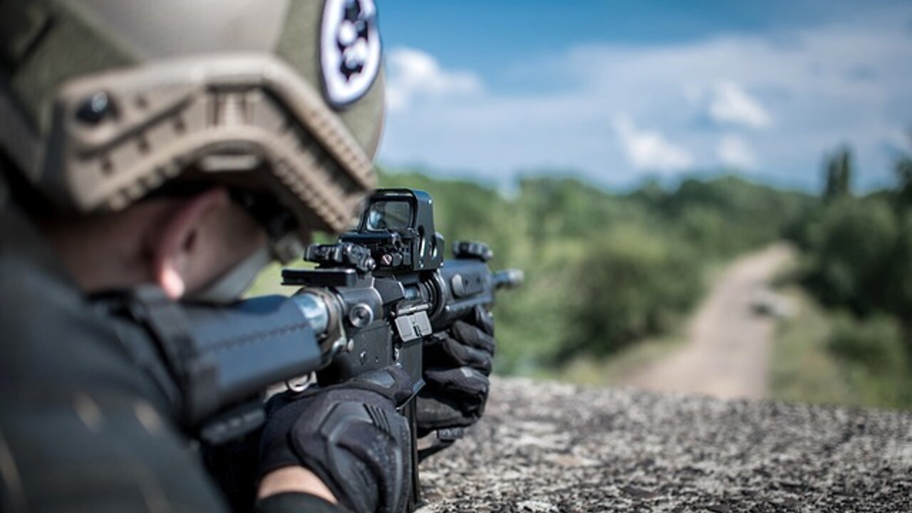 Finge di essere morto per non tornare in guerra: soldato condannato