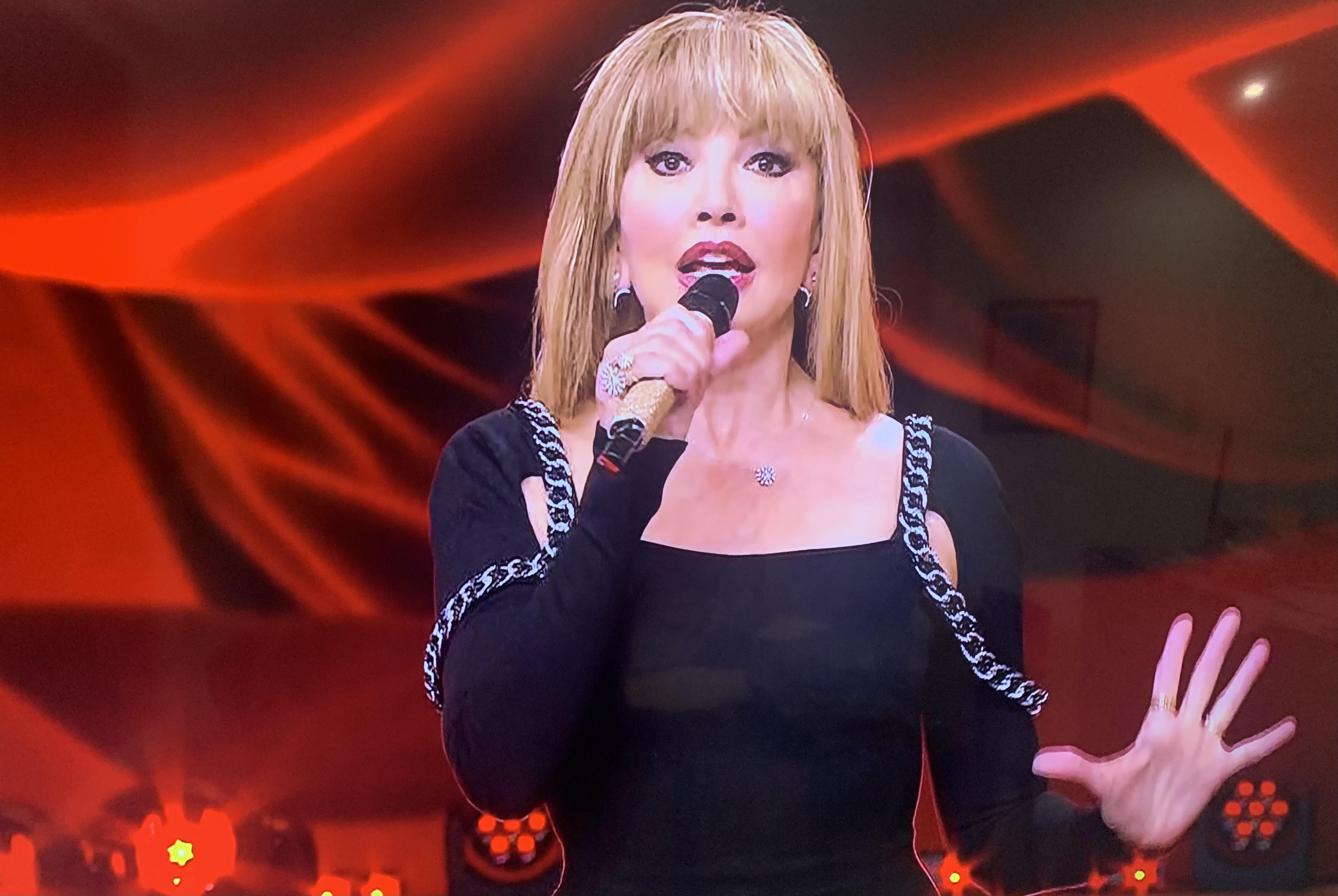 Ballando con le stelle, Milly Carlucci rompe il silenzio: umanamente dispiaciuta per Montesano