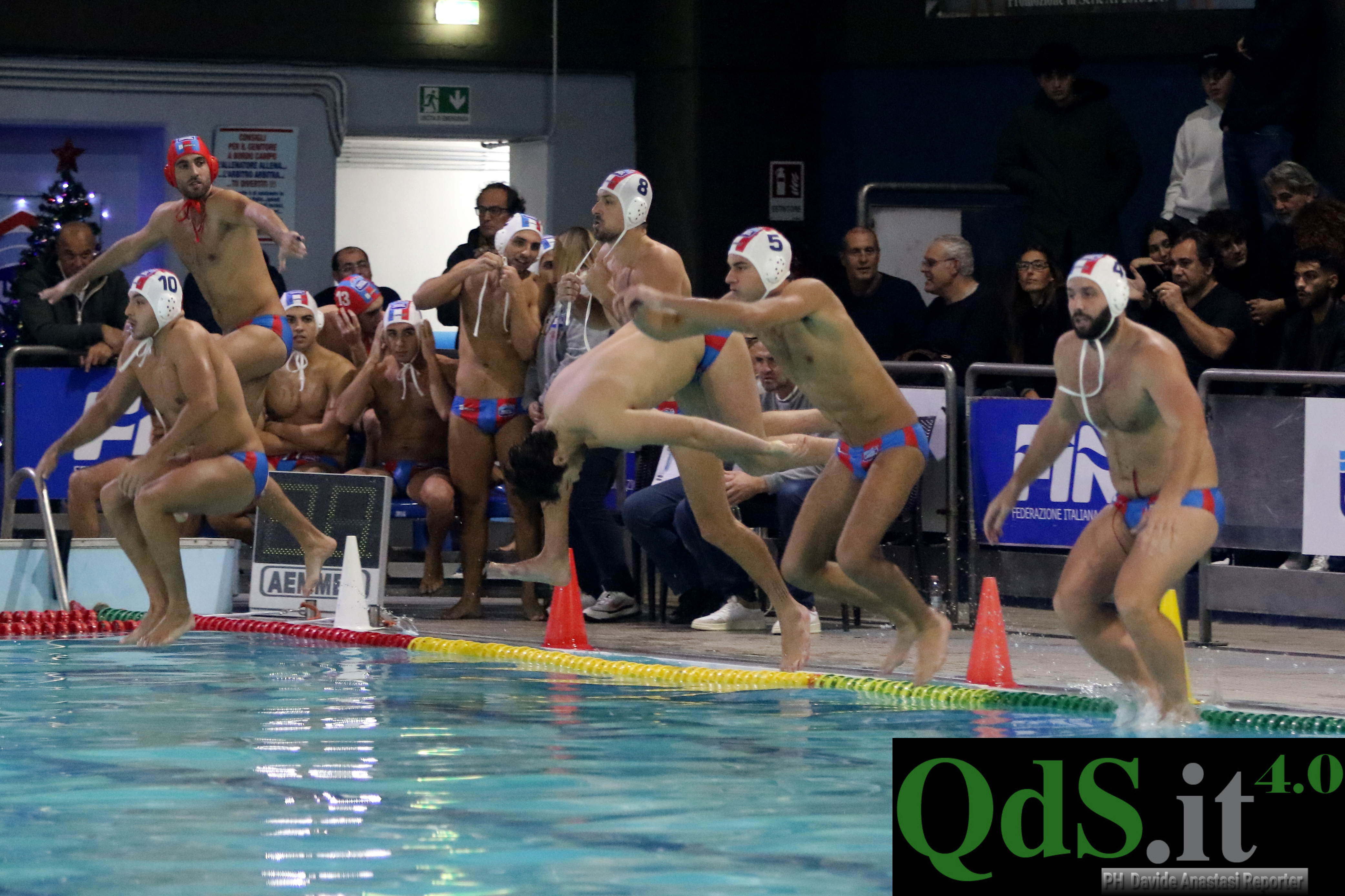 Pallanuoto, prima vittoria della Nuoto Catania contro il Posillipo (11-7)
