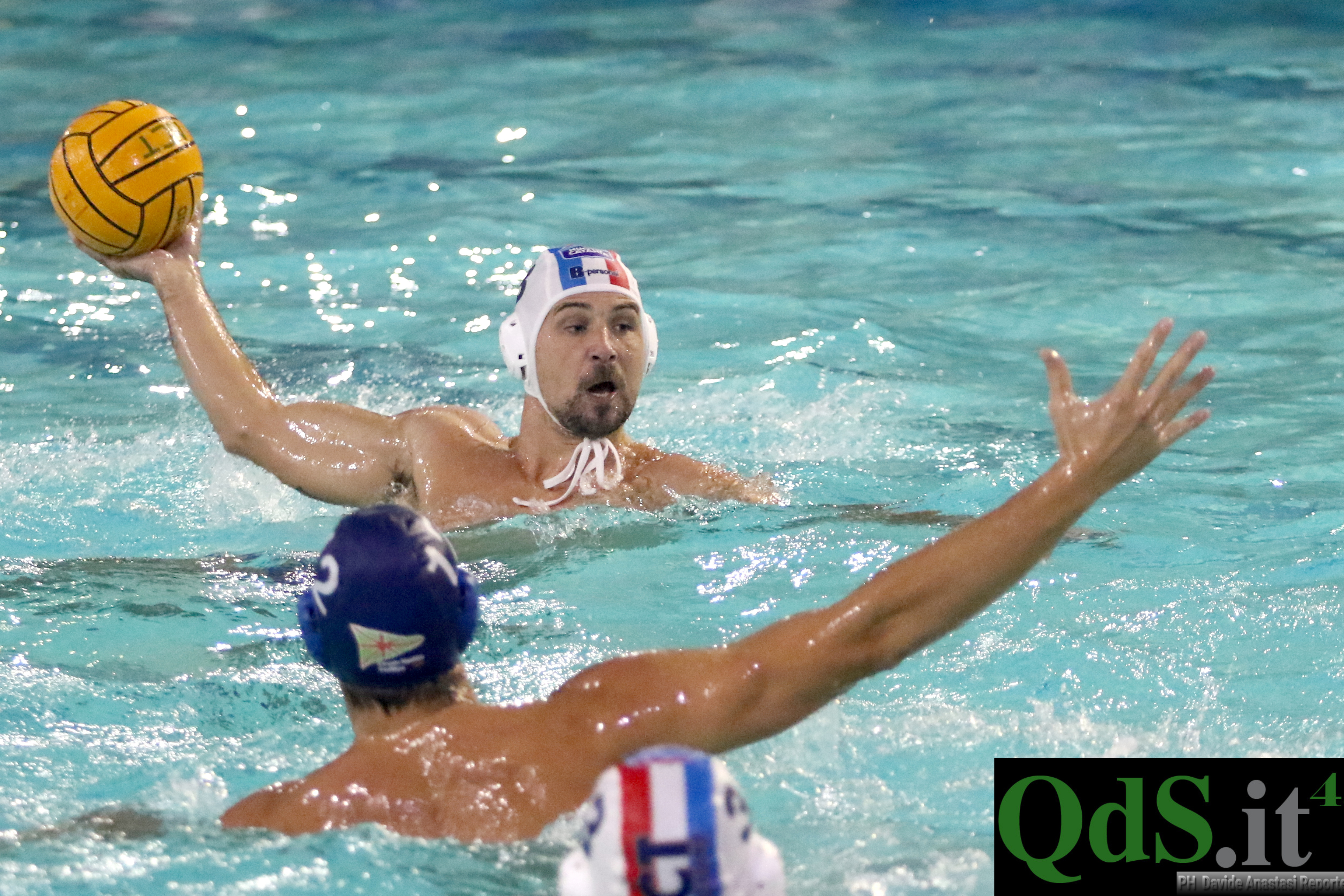 Pallanuoto, prima vittoria della Nuoto Catania contro il Posillipo (11-7)