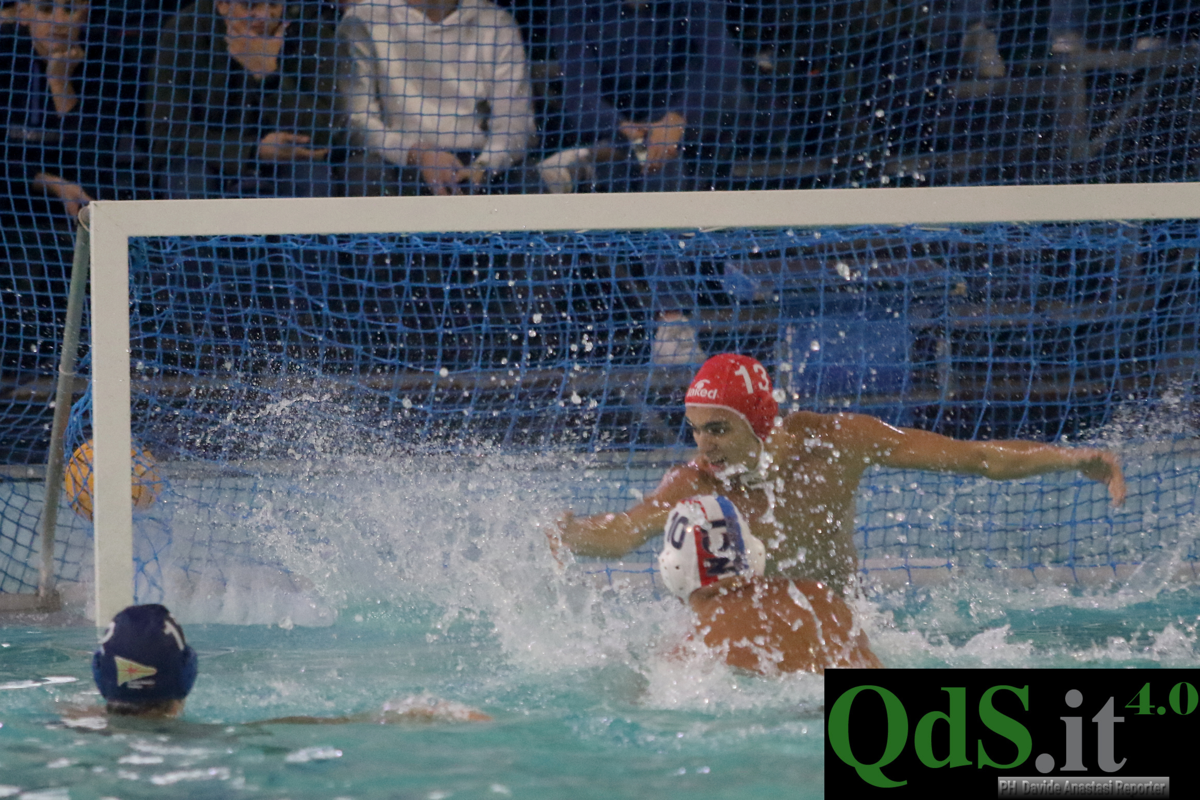 Pallanuoto, prima vittoria della Nuoto Catania contro il Posillipo (11-7)