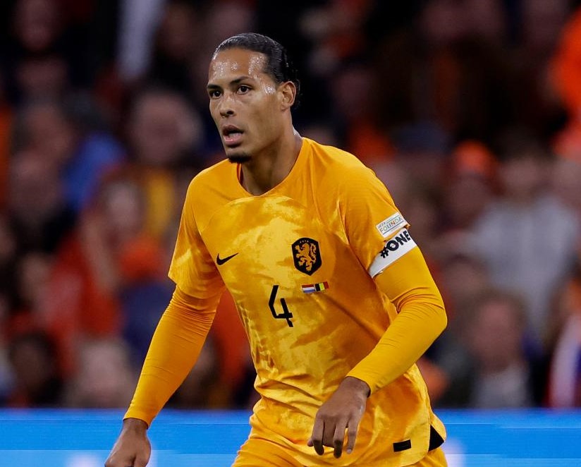 Mondiali Qatar, Olanda mette all’asta le magliette: ricavato ai lavoratori migranti