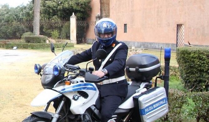 Controlli a negozianti e ambulanti di Palermo, sanzioni per 35mila euro