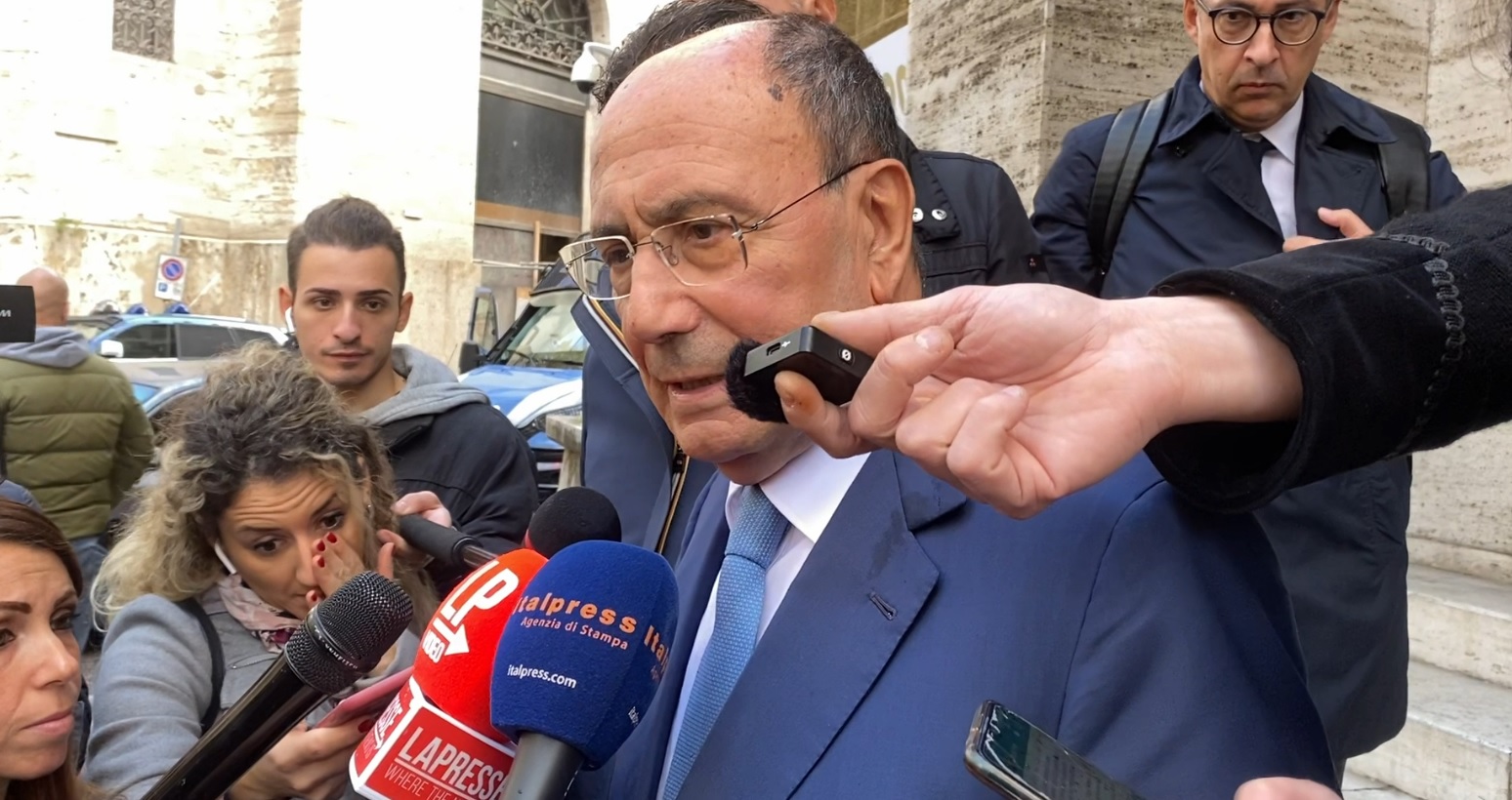 Tariffe e collegamenti per isole minori, Schifani: “Impegno costante per ridurre i disagi”